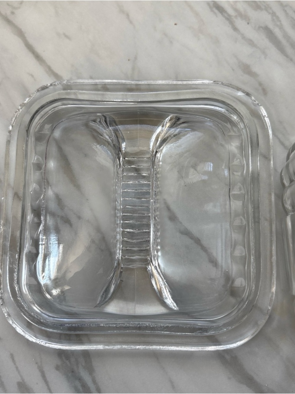 Frigie Clear Glass Square Covered Dish - Picture 7 of 12